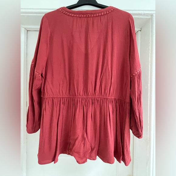 Daniel Rainn Women's Size 2X Dusty Rose Peplum Blouse - Picture 2 of 6